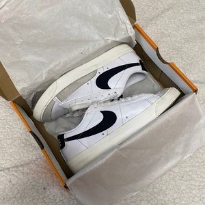 Nike W Blazer Low ‘77